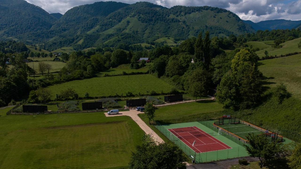 Kokoni K-Banes Posees Arette Exterior photo